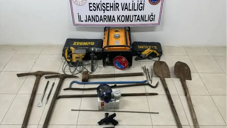 Kaçak Kazı Operasyonu: 12 Gözaltı